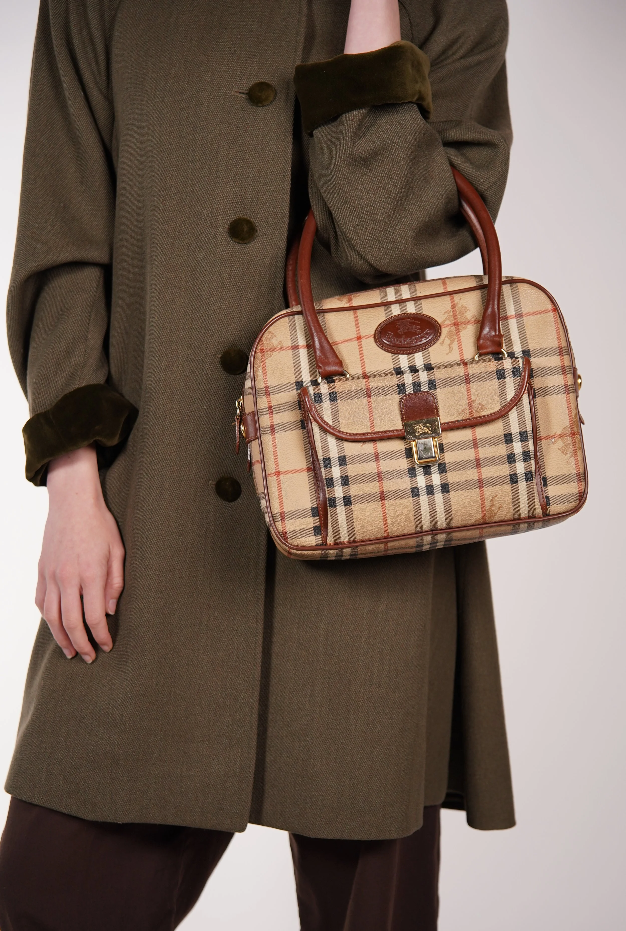 小物 90s burberry leather globe Burberry Leather Handbag 90s — Check It Vintage